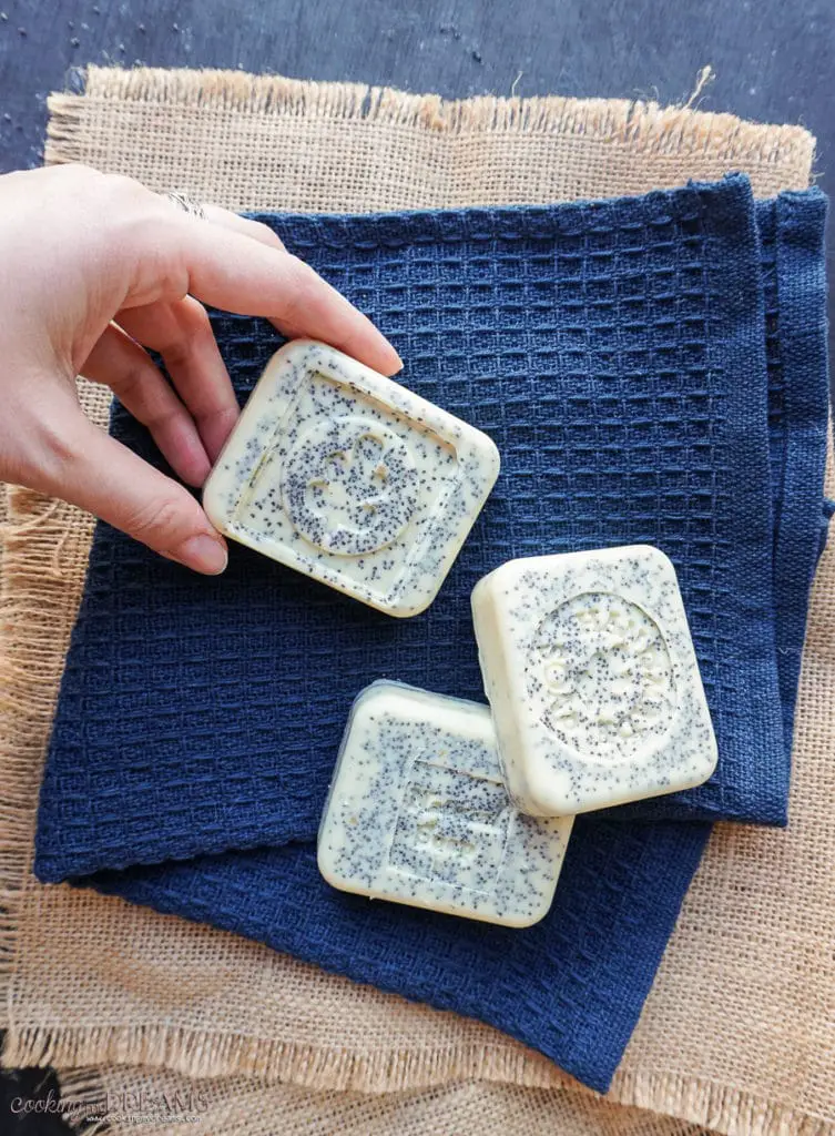 lemon poppy seed handmade soap