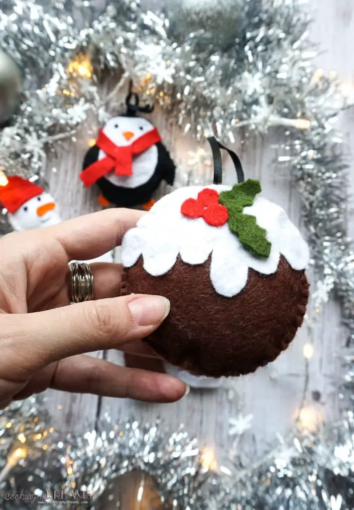 Christmas pudding felt ornament