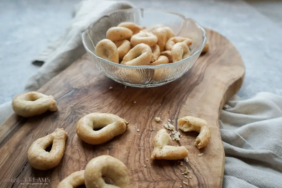 side view on a bowl with taralli