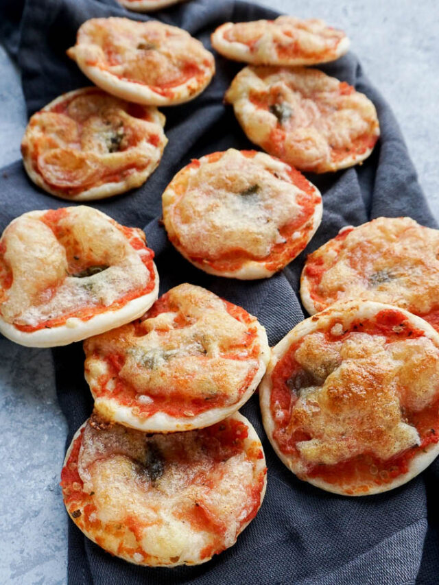 Puff Pastry Mini Pizza Bites