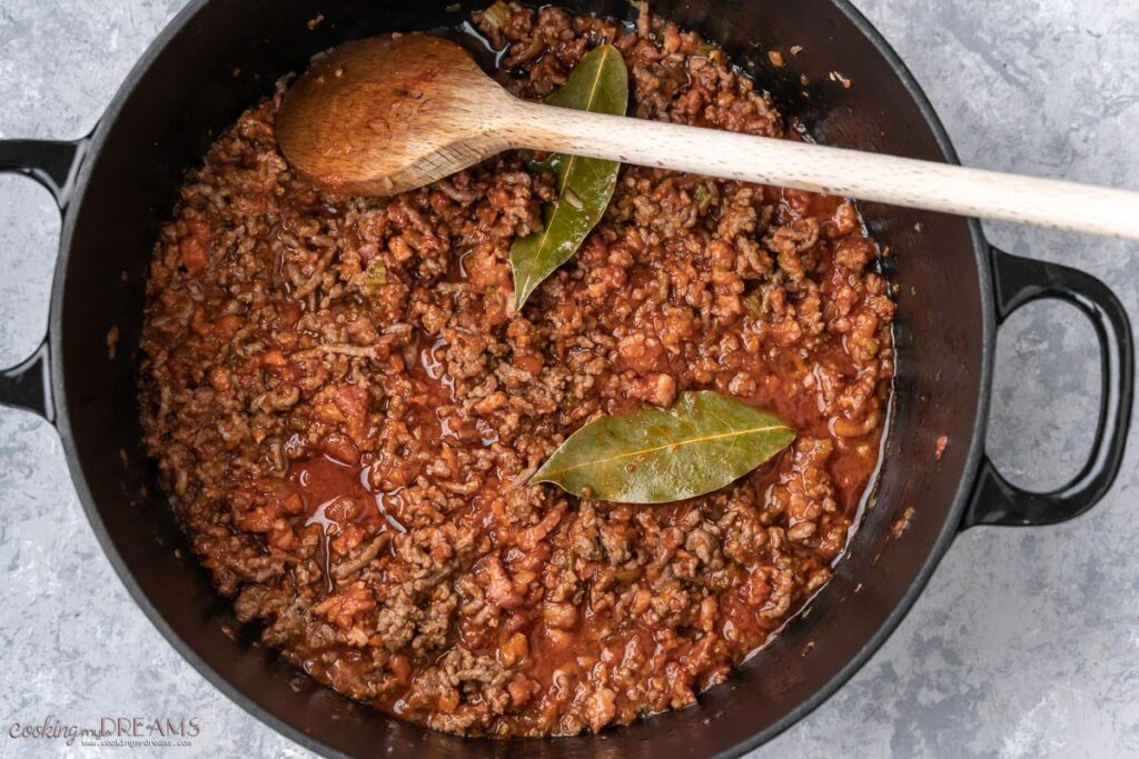 Classic Tuscan Lasagna (with Ragù and Béchamel) - Cooking My Dreams