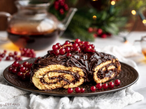 Bûche de Noël (Yule Log Cake) – If You Give a Blonde a Kitchen