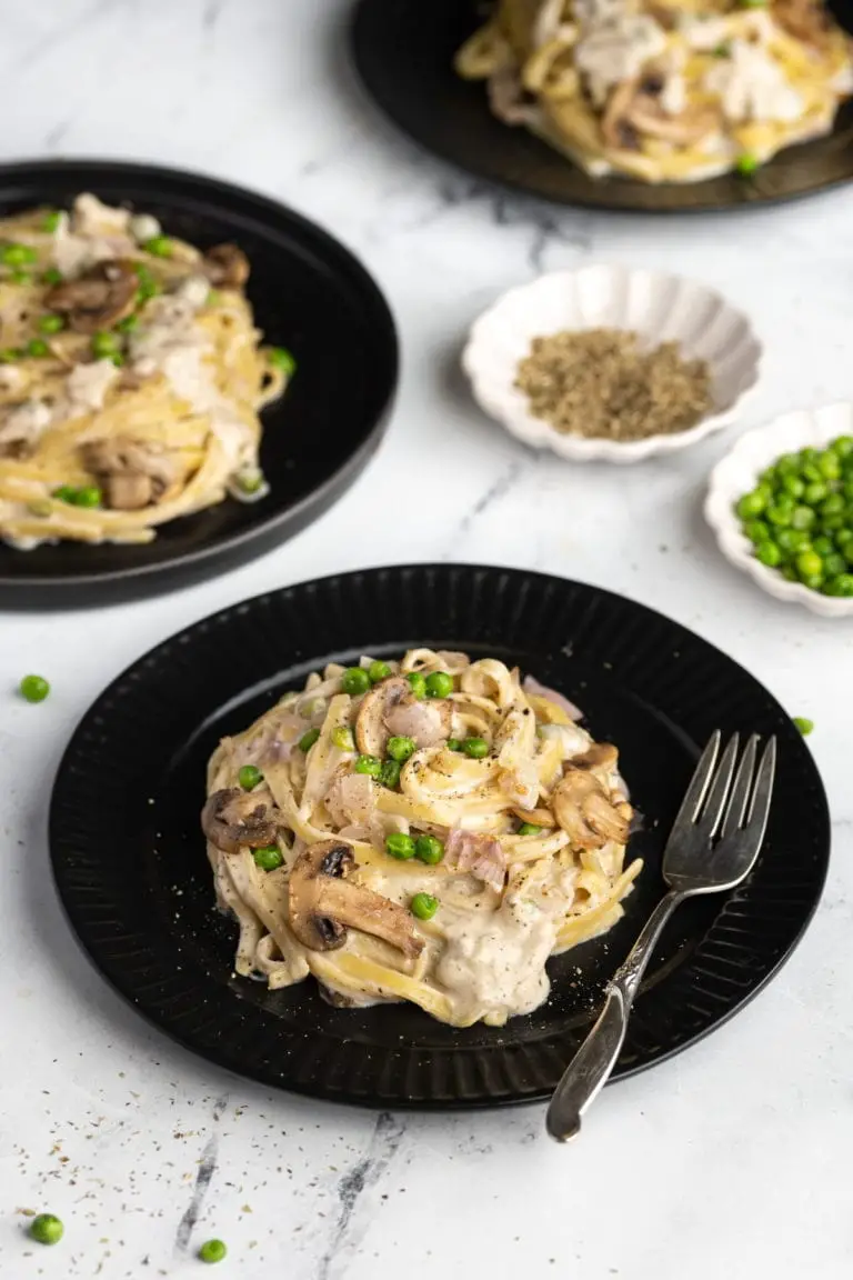 creamy pasta with goat cheese, shallots, mushroom, and peas