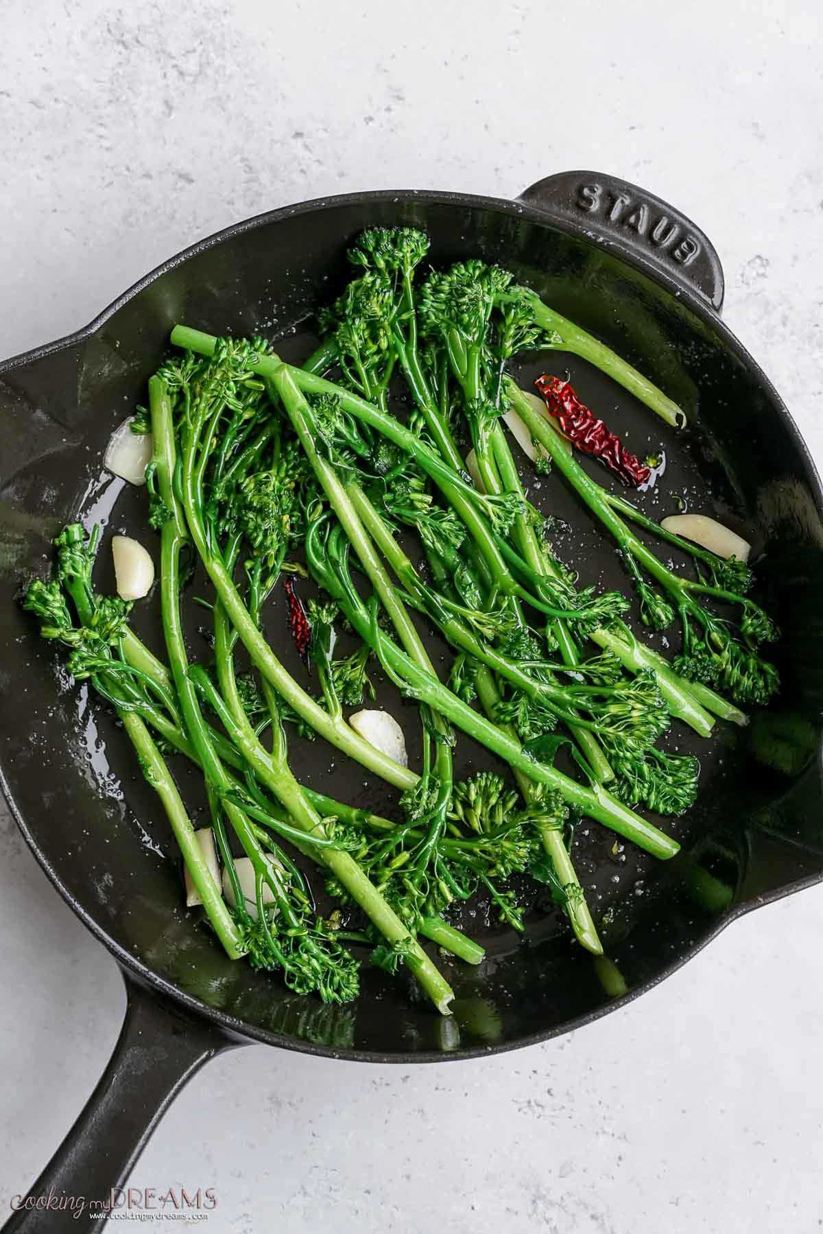 Stir-Fried Broccolini with Garlic and Chili Pepper - Cooking My Dreams